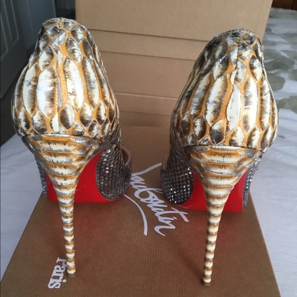 Authentic Christian Louboutin So Kate Python Pumps - Picture 2 of 8